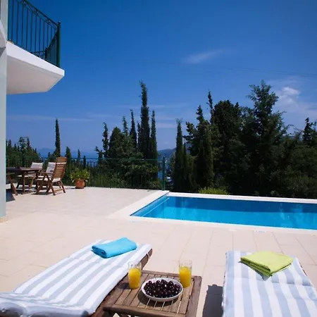 Sleeps 6 * Matsoukáta